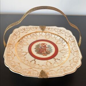 Vintage Style Gold-Trimmed Cream Decorative Serving Plate with Handle